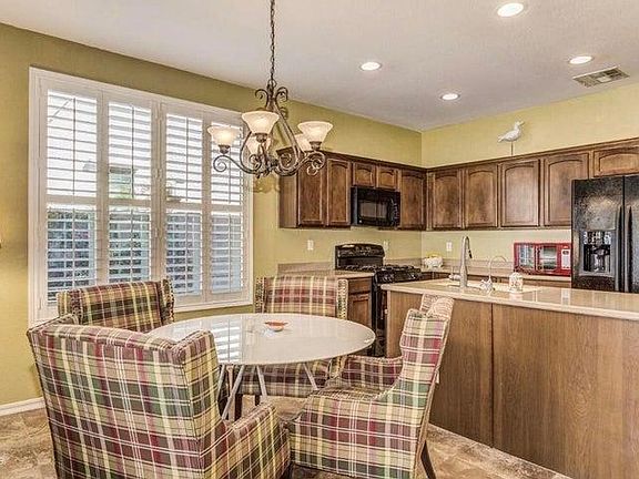 3rd image of 14568 W Maui Ln