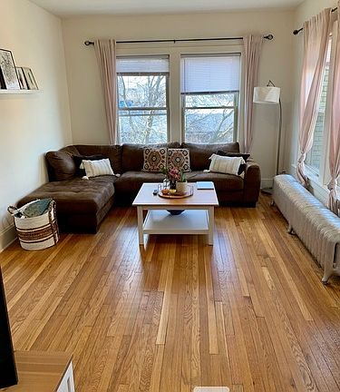 4th image of 4851 N Kimball Ave APT 3A