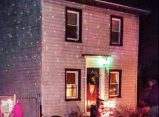 98 Main St, Heislerville, NJ 08324