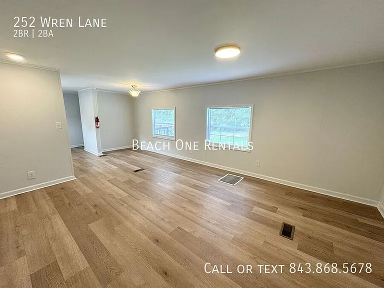 252 Wren Ln — Photo 2