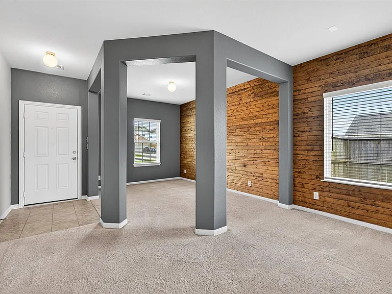 2429 Abbot Brook Dr — Photo 7