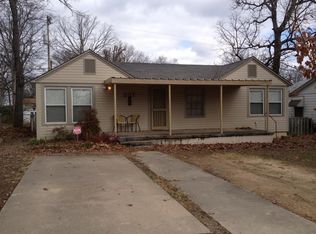 207 E Scenic Dr, North Little Rock, AR 72118