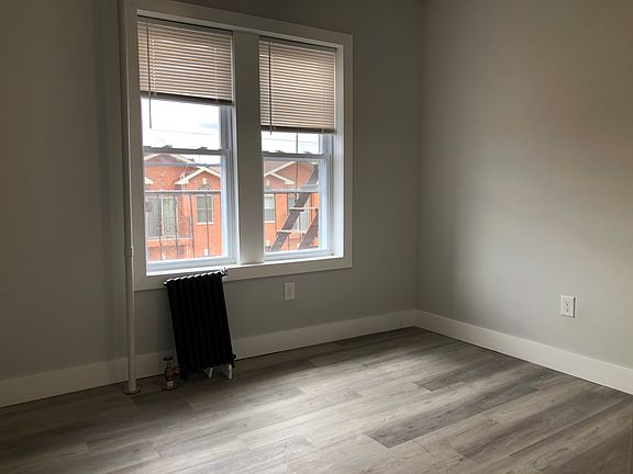 5th image of 943 Pavonia Ave #33E