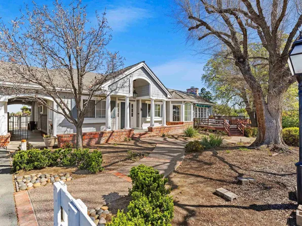 4210 Suzanne Dr, Pittsburg, CA 94565