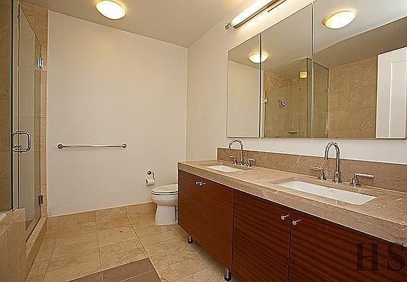 5th image of 30 West St APT 30F