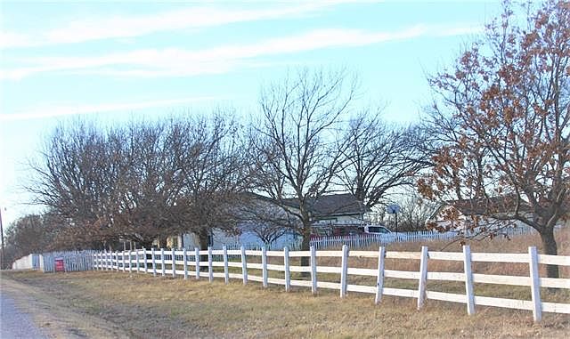 2nd image of 5658 County Road 177