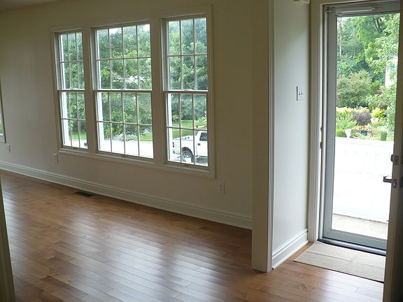 Entry to living room