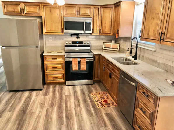 5625 Hearth Cir, Virginia Beach, VA 23464