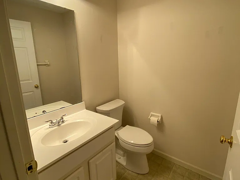 Half bathroom - basement