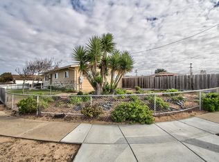 3094 Redwood Cir, Marina, CA 93933