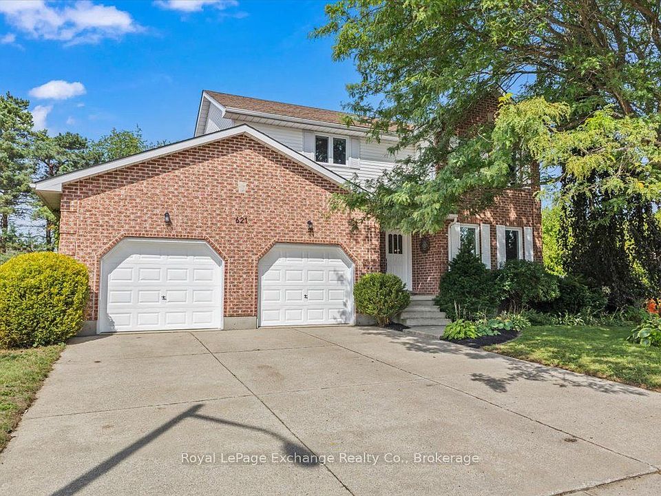 1st image of 621 Lynden Cres