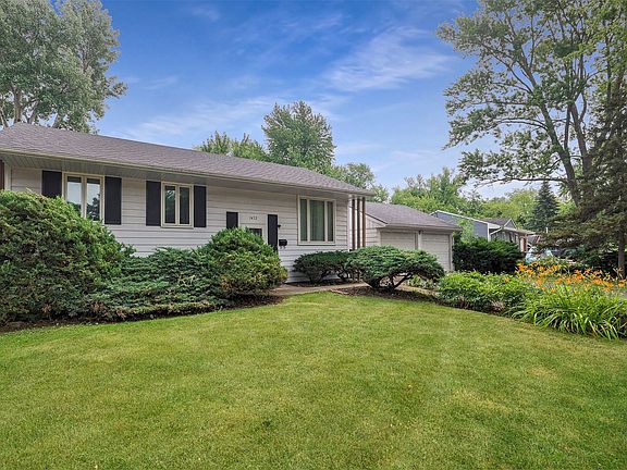2nd image of 1432 Walnut Dr
