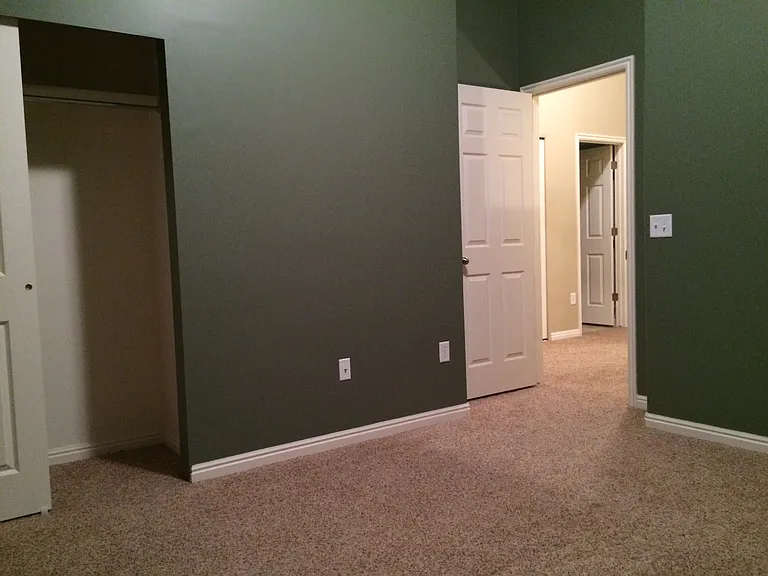 825 W Jordan Oaks Ct — Photo 41
