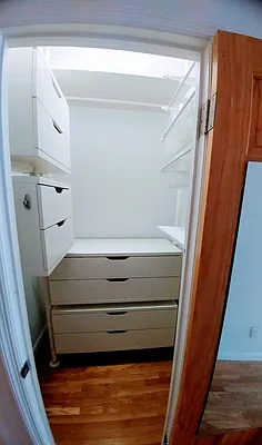 Rented by Frank Galeano Licensed Real Estate Broker INC | media 6