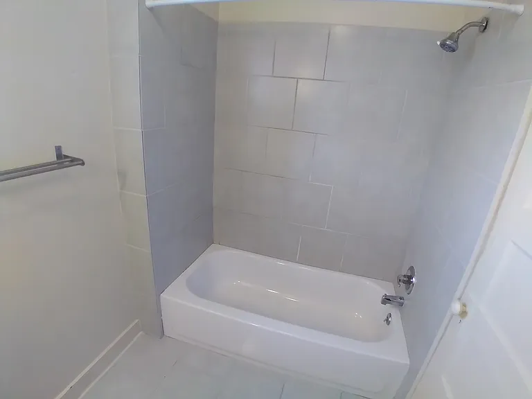 215 W Magnolia Ave #3 — Photo 24