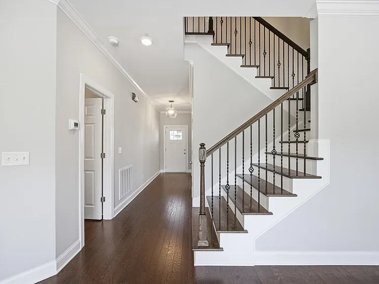 3513 Haystack Ln — Photo 6