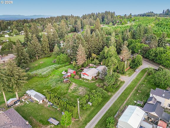 3rd image of 21425 SE Bohna Park Rd