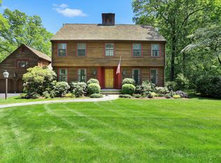 146 Old Stone Bridge Rd, Cos Cob, CT 06807