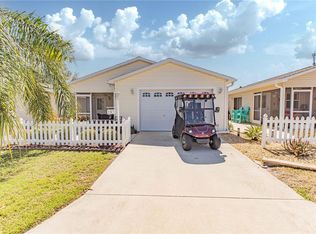 992 Ridgeville Rd, The Villages, FL 32162