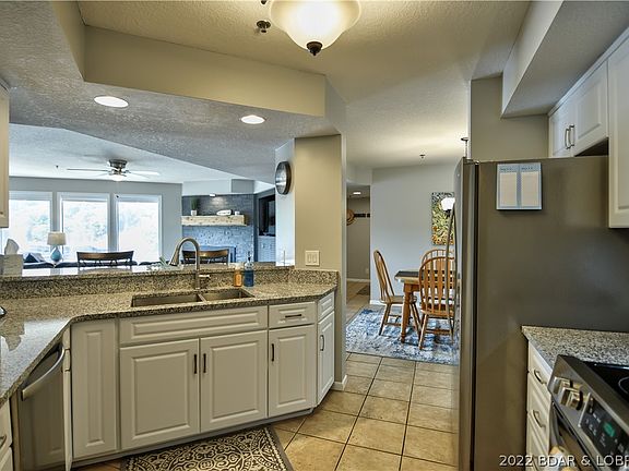 3rd image of 144 Cedar Ct #1A