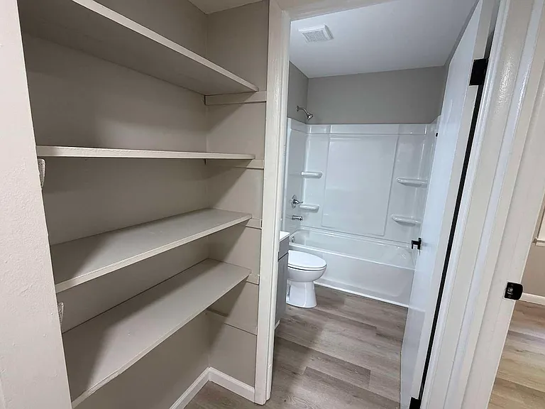 5304 Cedrus Cir — Photo 15