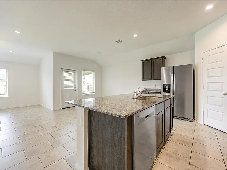 7547 Cattle Walker Ct — Photo 4