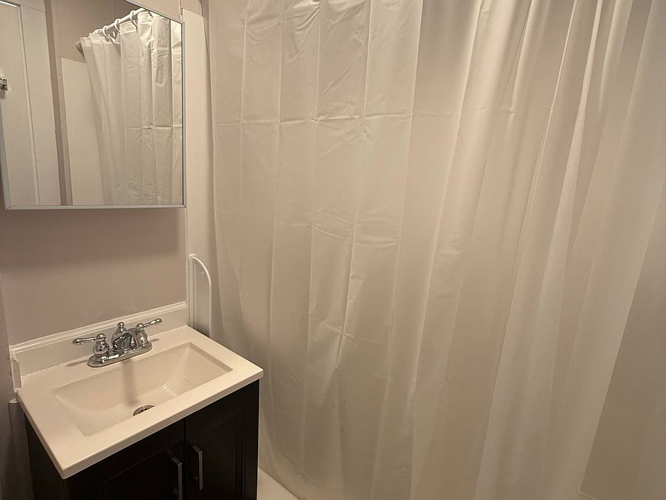 1st image of 124 Central Ave #31