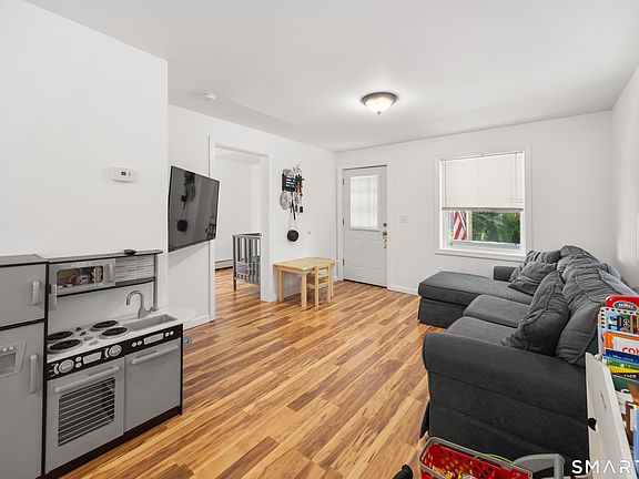 5th image of 31 Cole Street