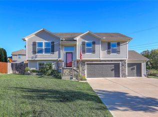 19586 W 121st St, Olathe, KS 66061