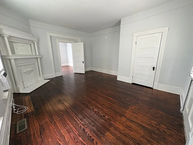 2461 Rivermont Ave #B — Photo 4