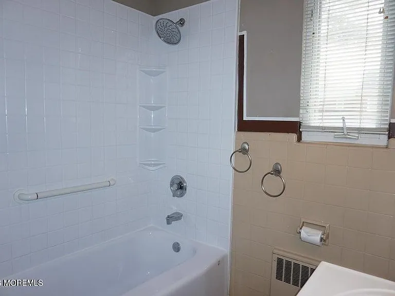142 South St #8B — Photo 10