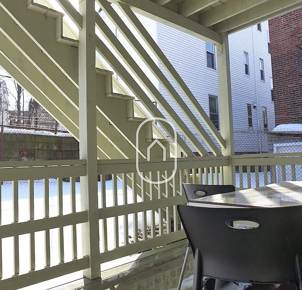 Hillside St — Photo 10