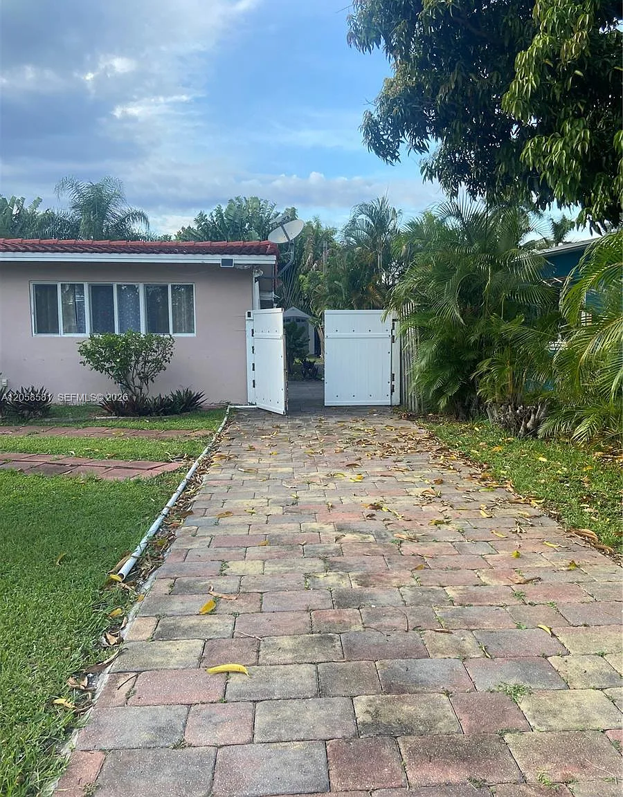 Beachway Estates — Photo 3