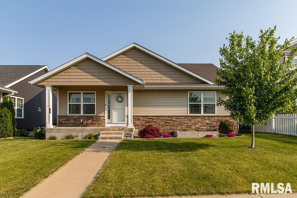 1514 Parkview Ln, Davenport, IA 52807 Zillow