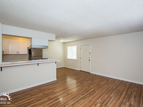 4th image of 3366 Sylvia St #3