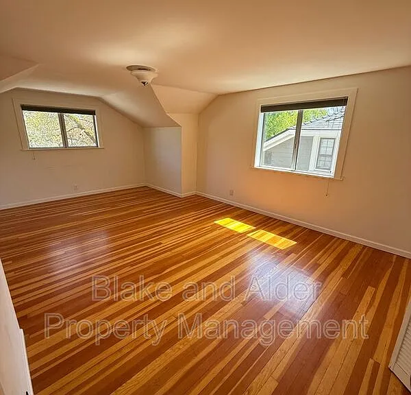 2825 NE 27th Ave — Photo 22