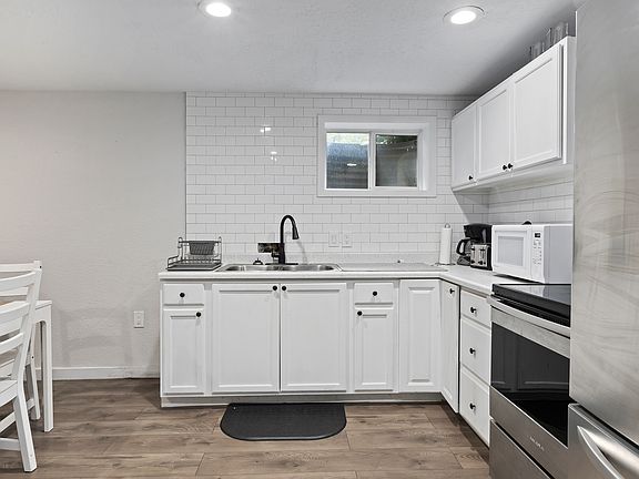 3rd image of 1122 W 1300 N #1