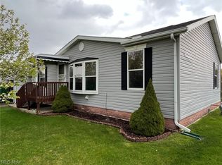 8904 Falcon Dr, Streetsboro, OH 44241