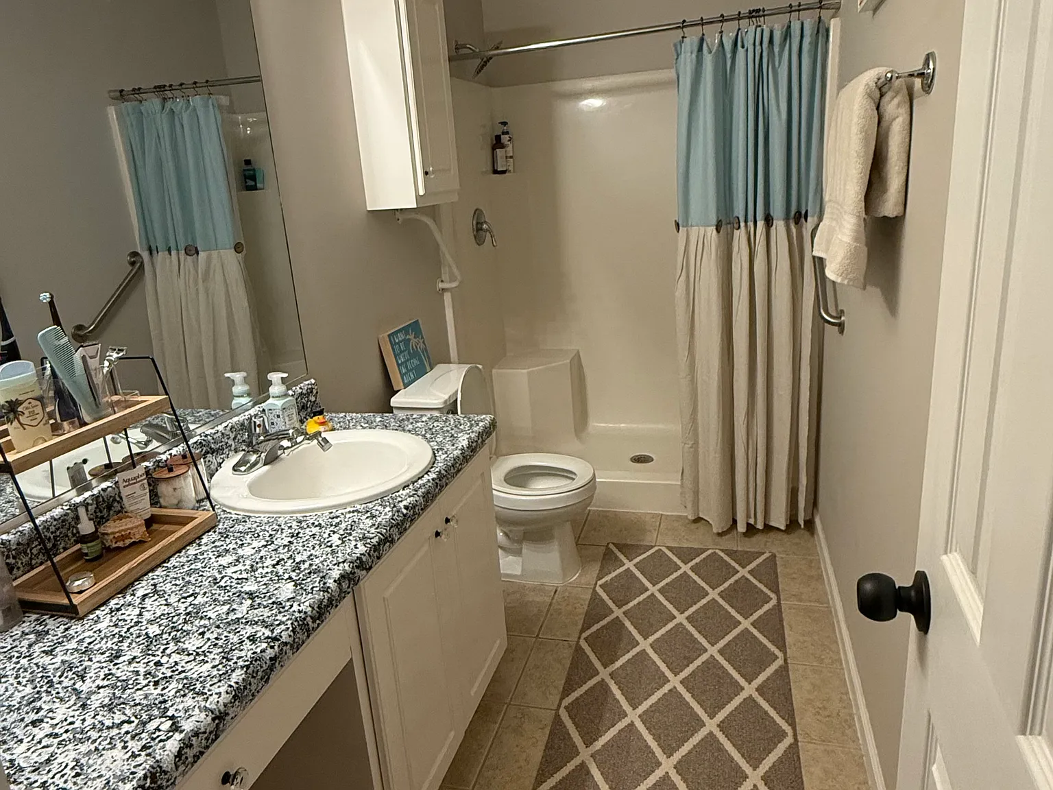 2 bed, 1092 sqft, $1,400 — Photo 2