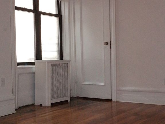 2nd image of 251 W 92nd St APT 12C