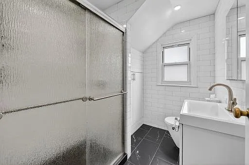 106 White Rd — Photo 8