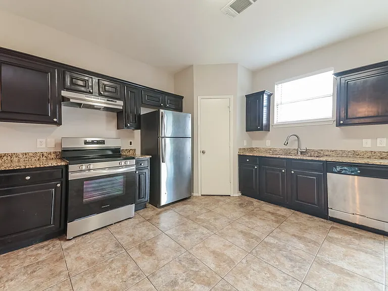 9727 Checota Dr — Photo 8