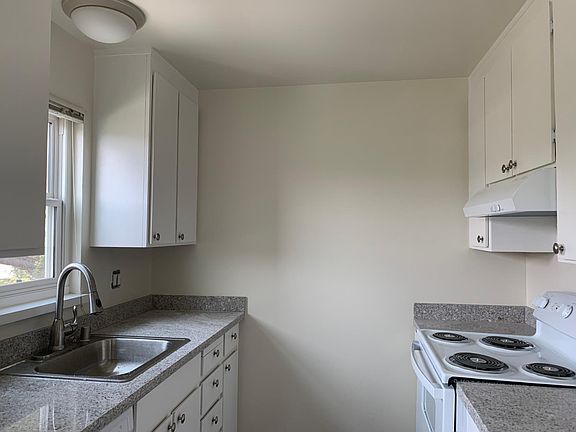 2nd image of 1241 W Hillsdale Blvd APT 206