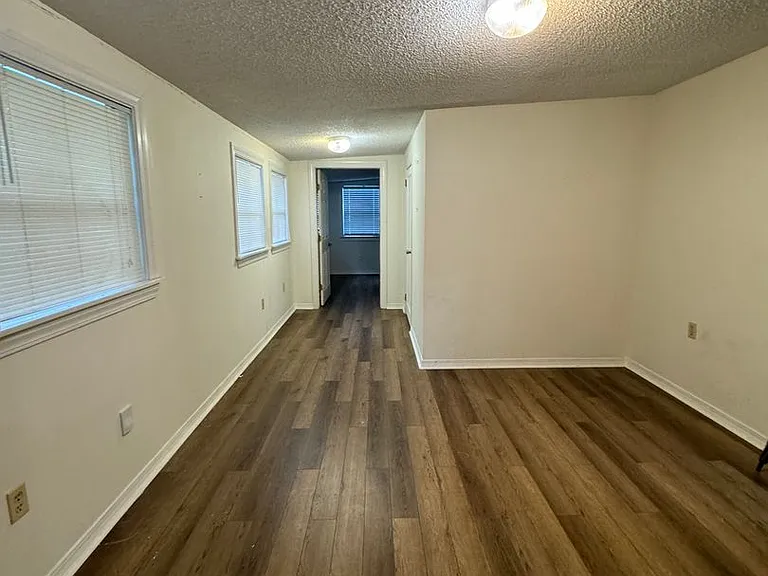 3712 Hyacinth Ave — Photo 8