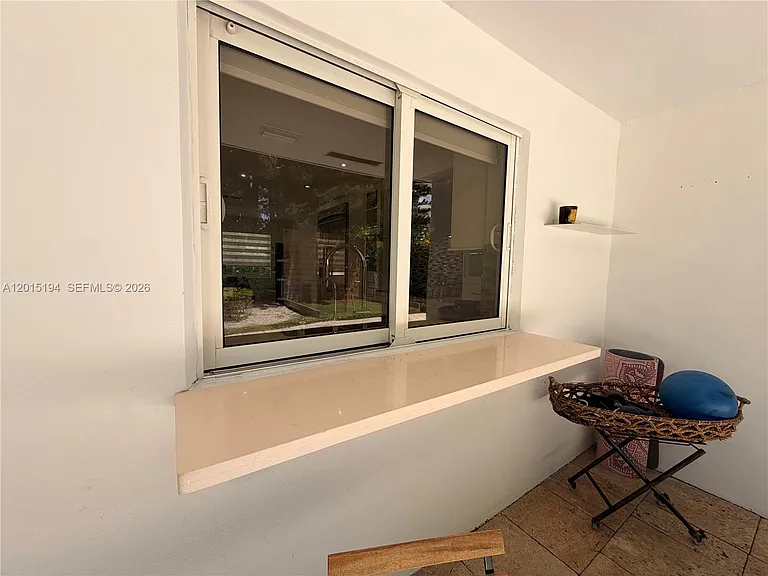 11445 N Bayshore Dr — Photo 7