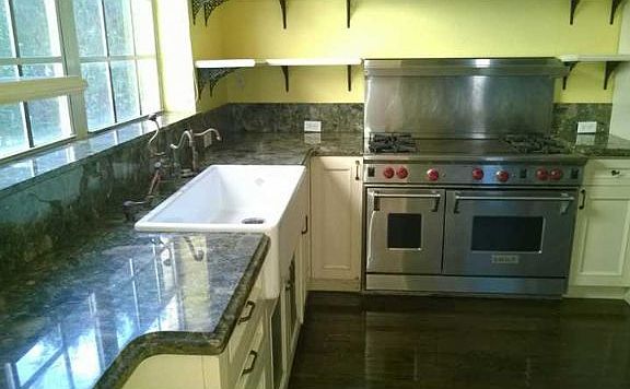 5th image of 614 SE 26th Ave