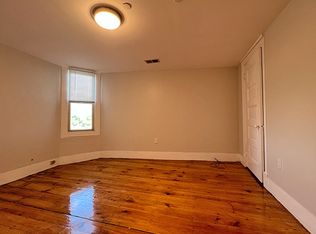 278 Cabot St #5F, Beverly, MA 01915