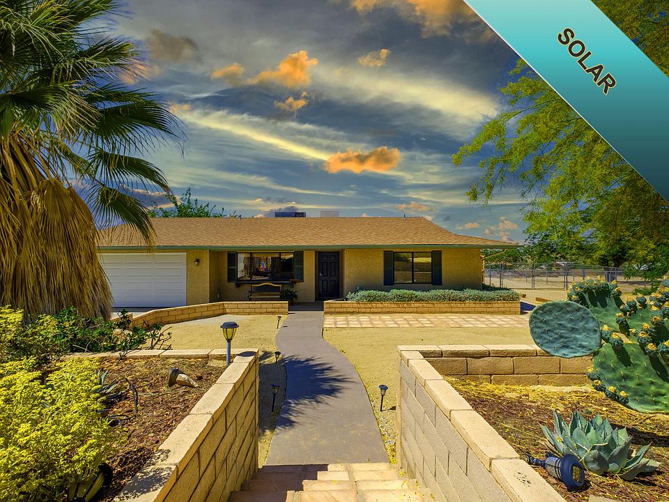 Front Of Yard
Brand New Trane Air Conditioner and Newly Added Insulation.