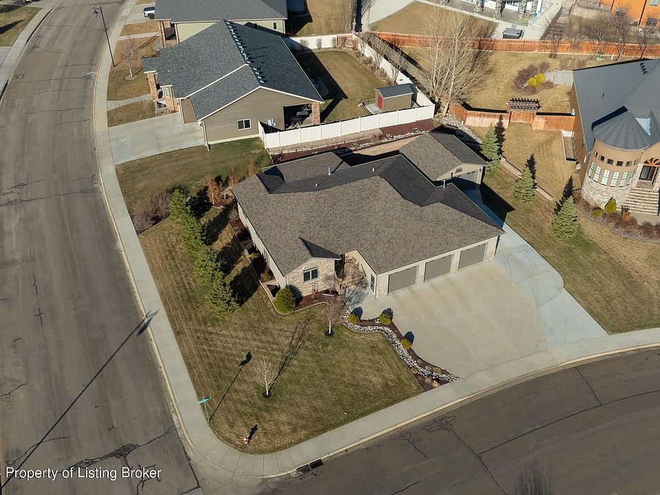 1st image of 1578 Grasslands Dr