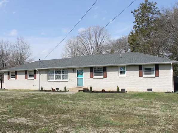 172 Chippendale Dr, Hendersonville, TN 37075